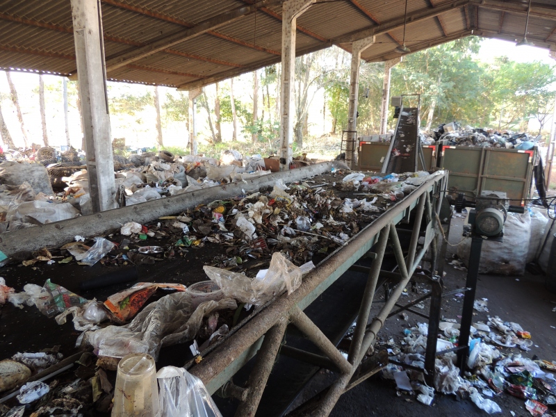 Foto da matéria Umuarama pode implantar sistema para reciclar parte do lixo domiciliar