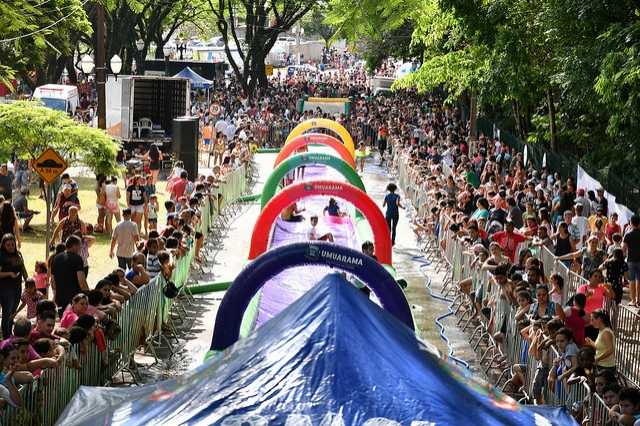 Foto da matéria Dia da Criança realizado pela Prefeitura levou milhares de famílias ao bosque