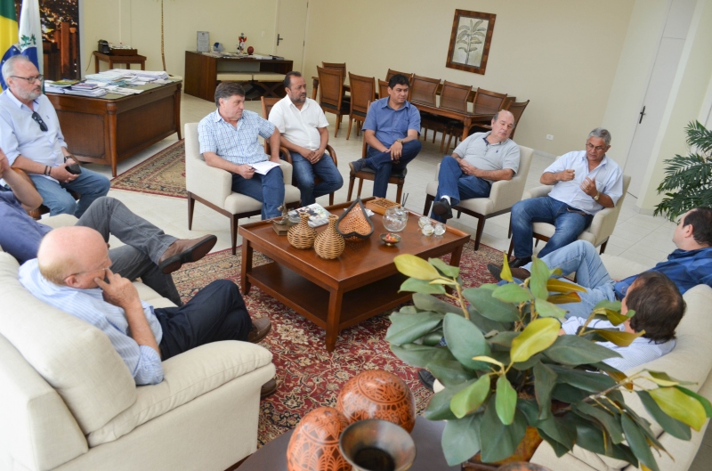 Foto da matéria Diretores de usina comunicam suspensão temporária das atividades