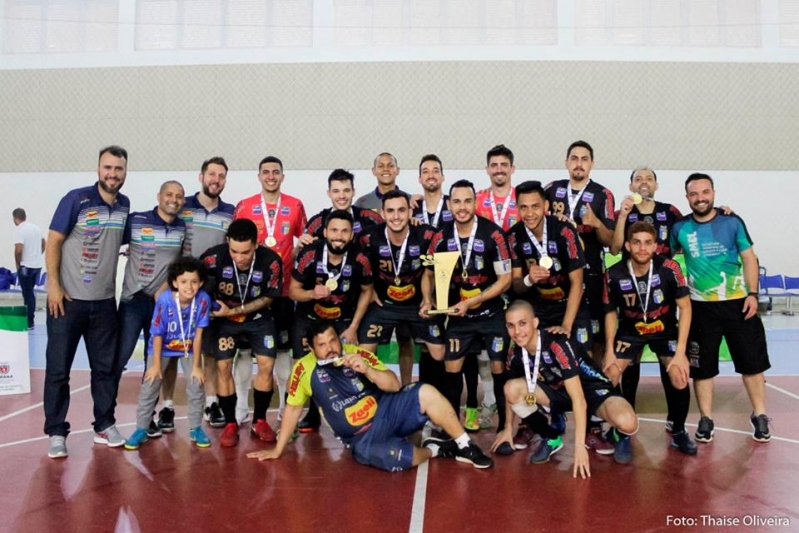 Foto da matéria Umuarama é bicampeão do futsal nos Jogos Abertos do Paraná em Londrina