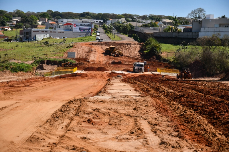 Foto da matéria Com aterro bem adiantado, ponte do Espanha receberá asfalto em setembro