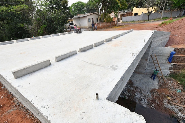 Foto da matéria Nova ponte do Jardim Petrópolis já está concretada