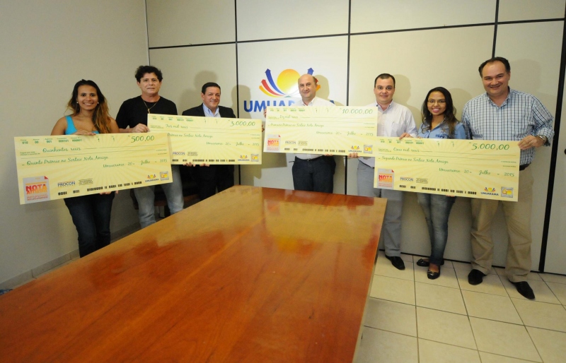 Foto da matéria Nota fiscal de serviços rendeu R$ 24 mil em prêmios para 14 umuaramenses