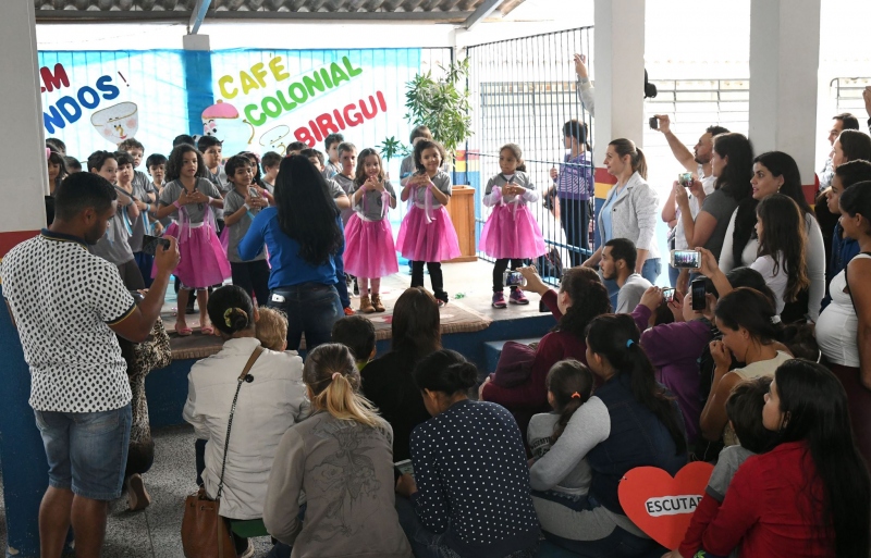 Foto da matéria Escola enfatiza a família e leva pais de alunos para apresentações