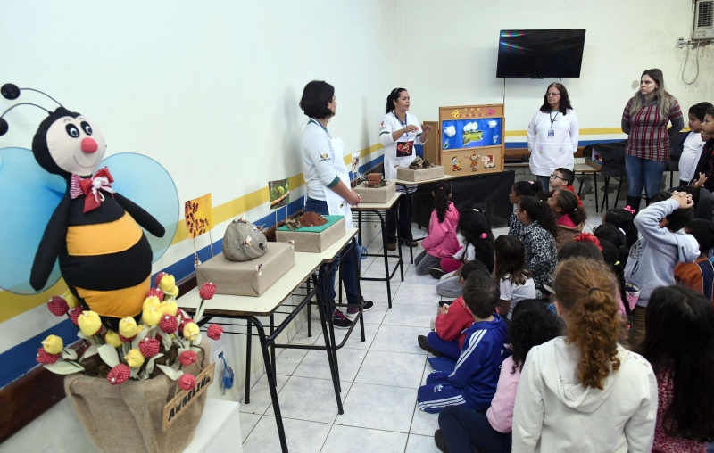 Foto da matéria Crianças da Escola Ângelo Moreira recebem orientação sobre animais peçonhentos