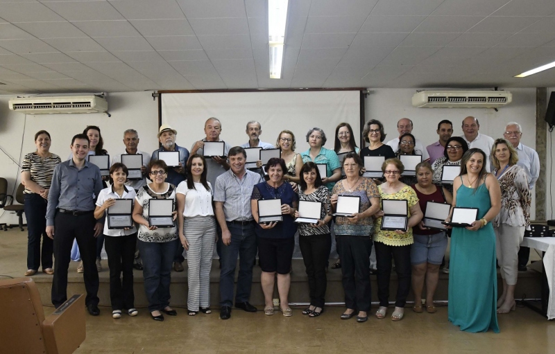 Foto da matéria Mais de 40 servidores chegam  à aposentadoria e são homenageados