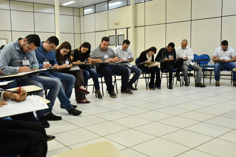 Foto da matéria Rede de lojas de materiais de construção seleciona trabalhadores em Umuarama