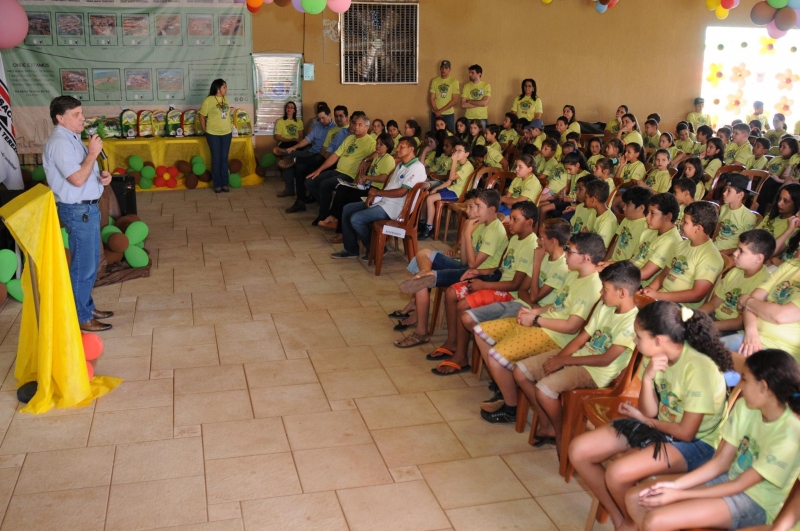Foto da matéria Projeto “Semeando o Verde” envolve alunos e professores em torno da preservação ambiental