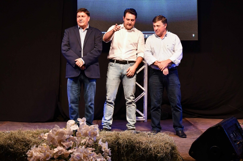 Foto da matéria Pozzobom recebe o governador e assegura apoio para investimentos