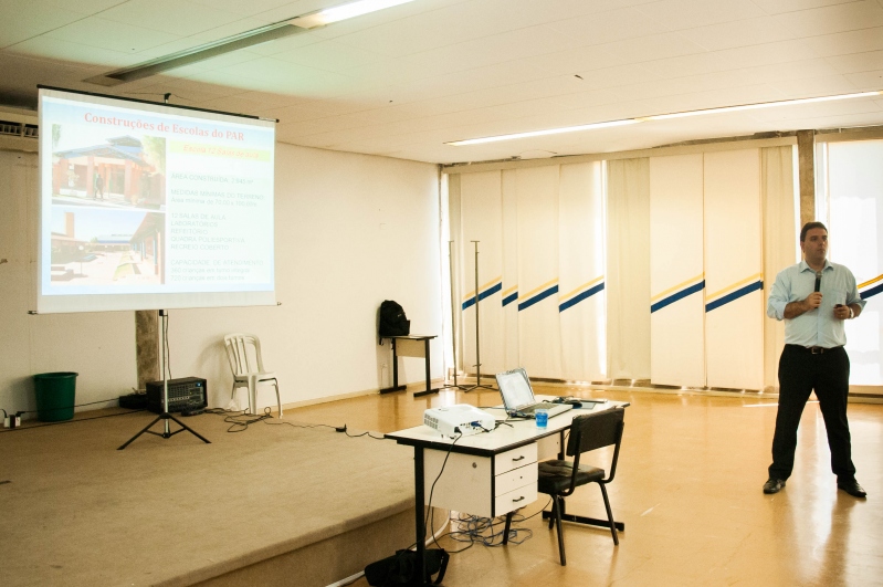 Foto da matéria Treinamento reúne secretários de Educação da região em Umuarama