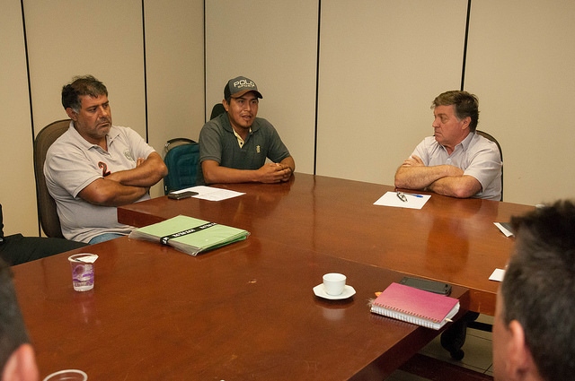 Foto da matéria Funai, cacique e entidades discutem atendimento a visitantes indígenas
