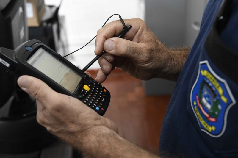 Foto da matéria Bloco eletrônico agiliza fiscalização do trânsito em Umuarama