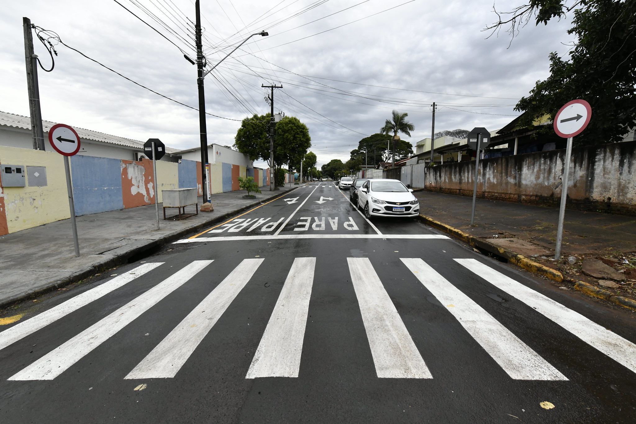 Rua Amadeu Boggio Merlo agora tem sentido único