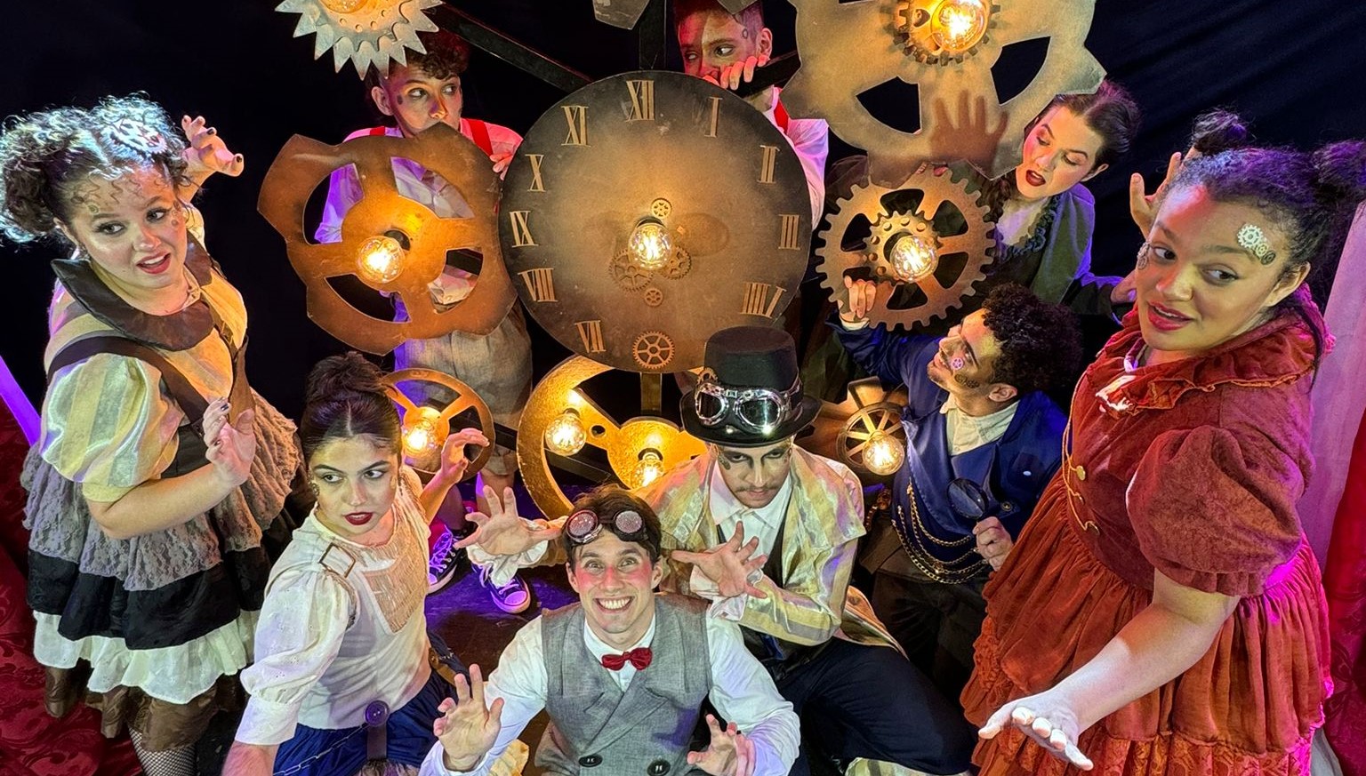 TRUPE DA CIA TEATRAL ESKETE