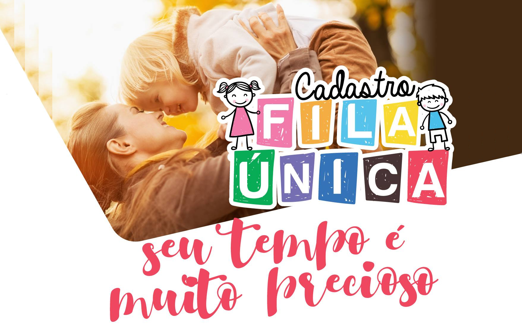 arte gráfica com mulher segurando criança no colo e os dizeres fila única