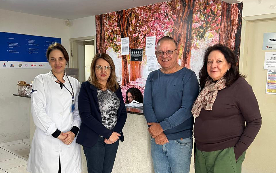 equipe da secretaria da saúde em visita a UBS do jardim são cristóvão
