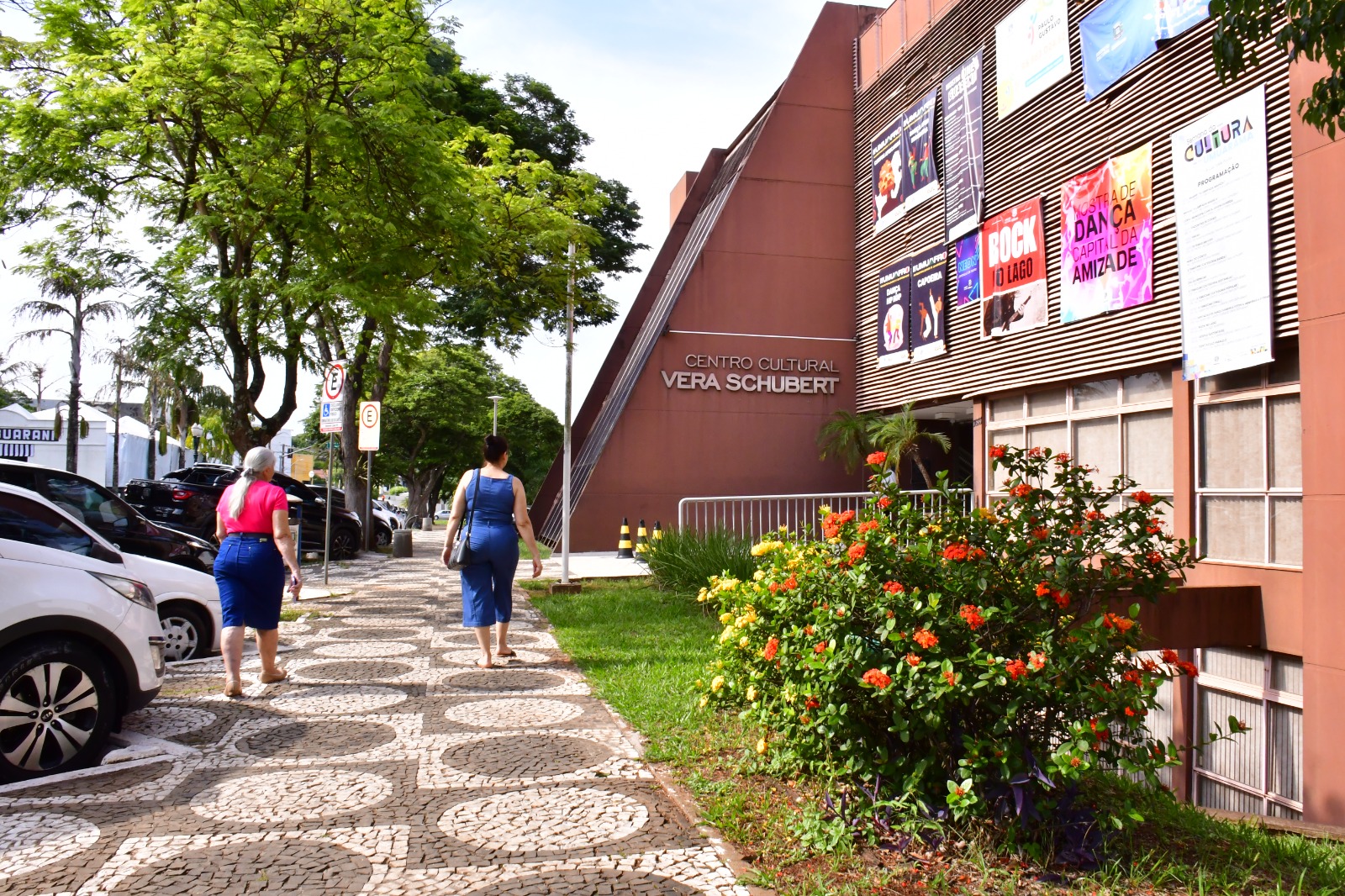 frente Centro Cultural