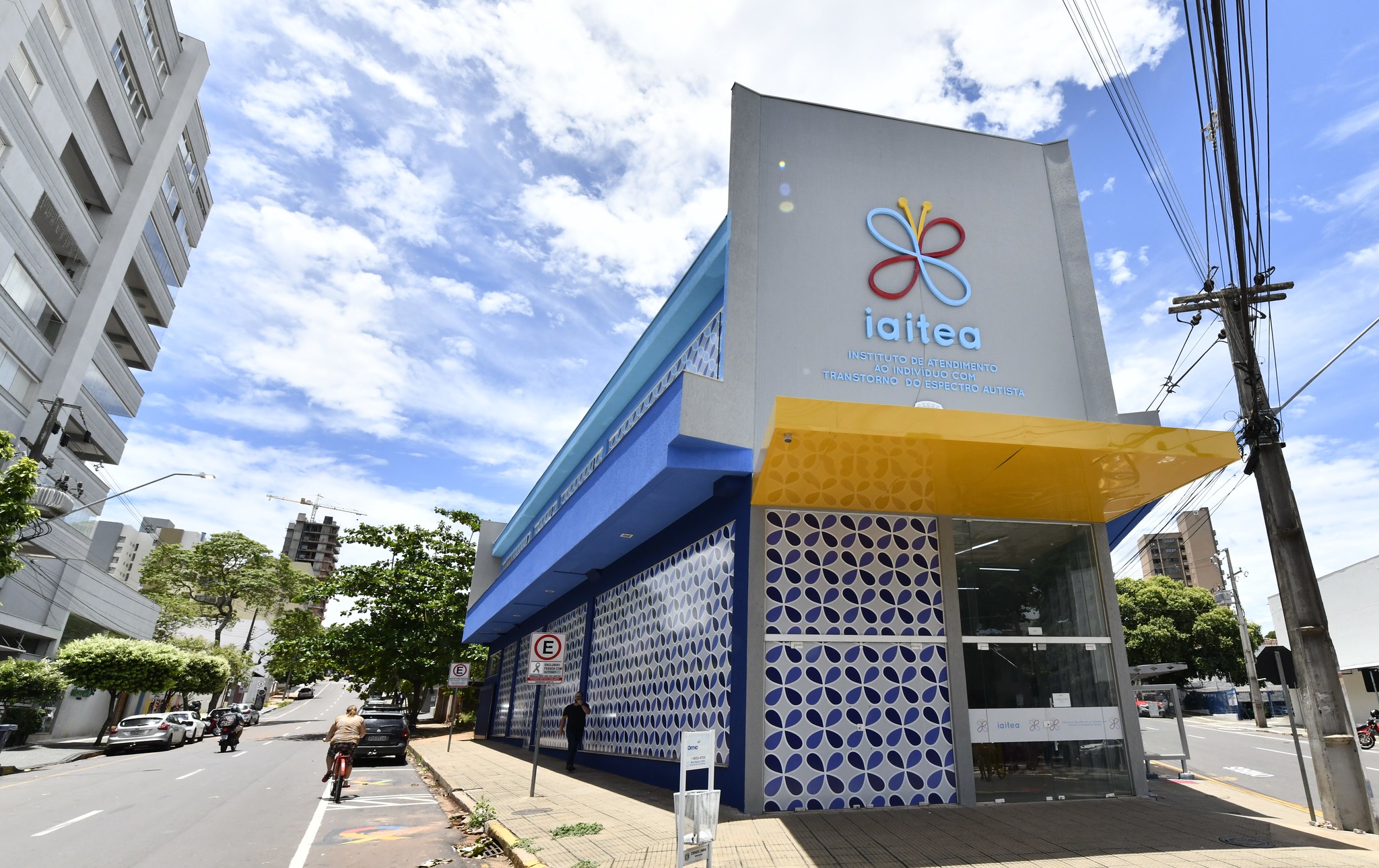 fachada do instituto de atendimento ao autista no centro de Umuarama