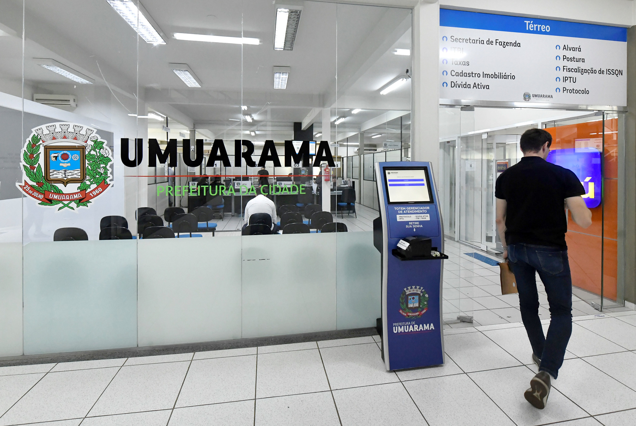 área de atendimento da prefeitura de umuarama