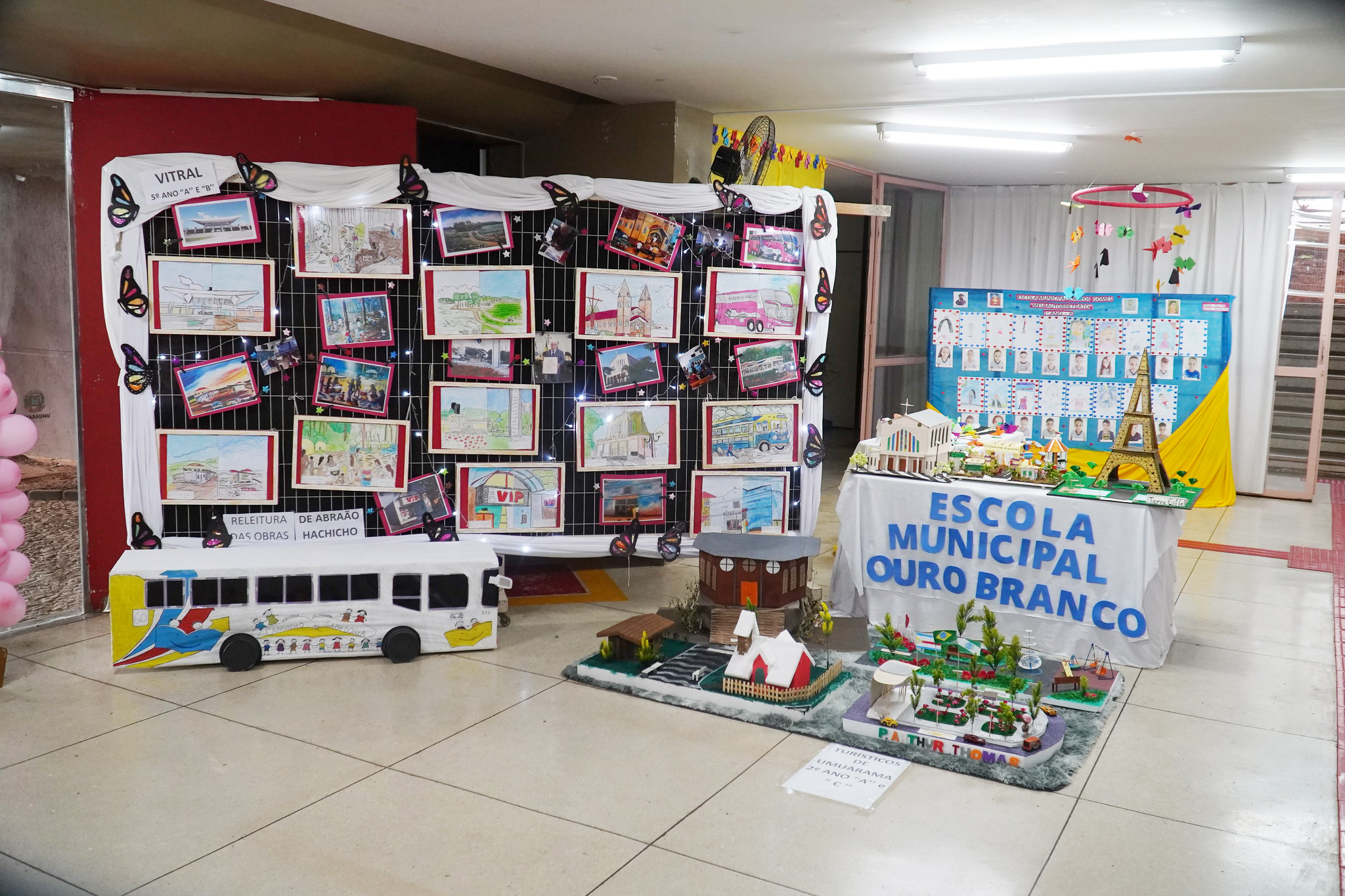 exposição de trabalhos artísticos dos alunos