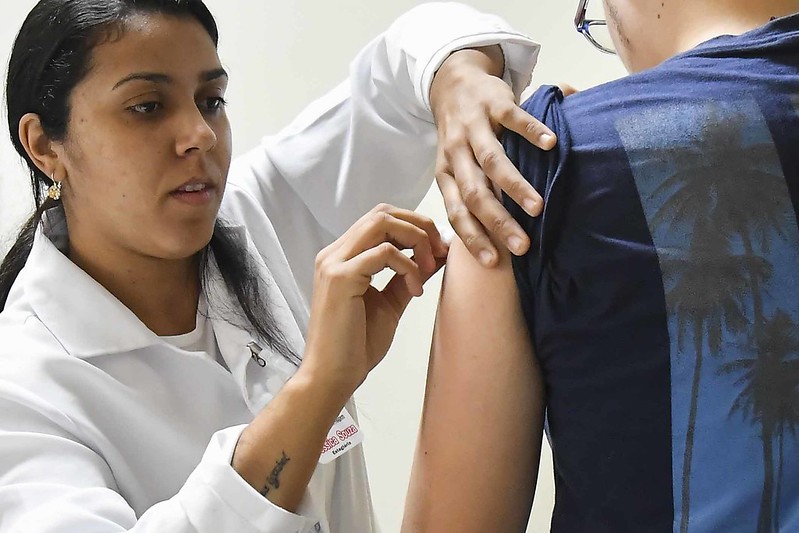 Foto da matéria Saúde apresenta cronograma de vacinação contra sarampo e influenza para maio