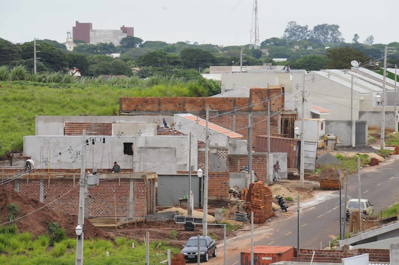 Foto da matéria Com quase 30 mil m² em projetos aprovados em outubro, construção civil segue firme em Umuarama