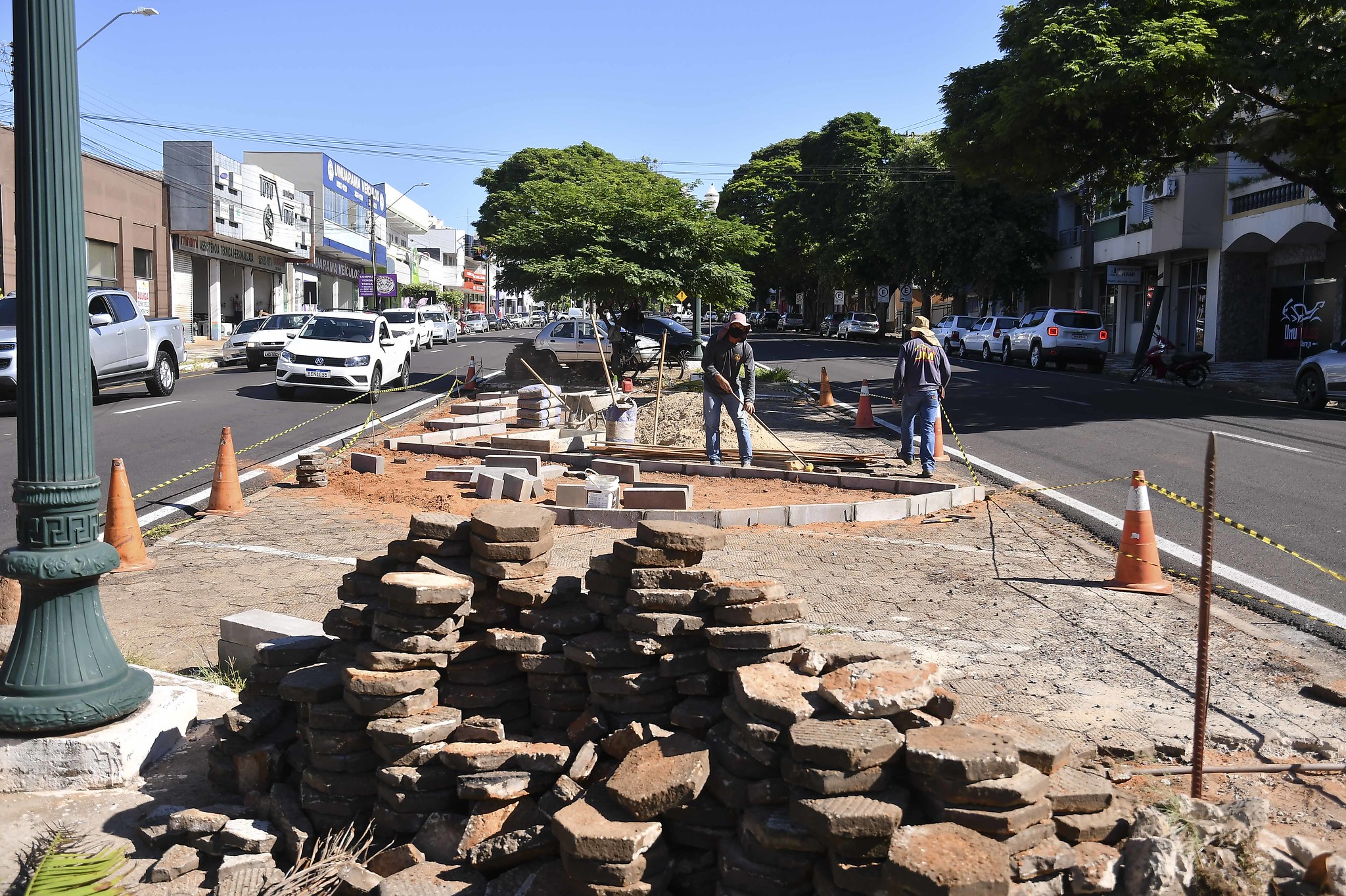 Foto da matéria Av. Castelo Branco ganha retorno no cruzamento com Parigot de Souza