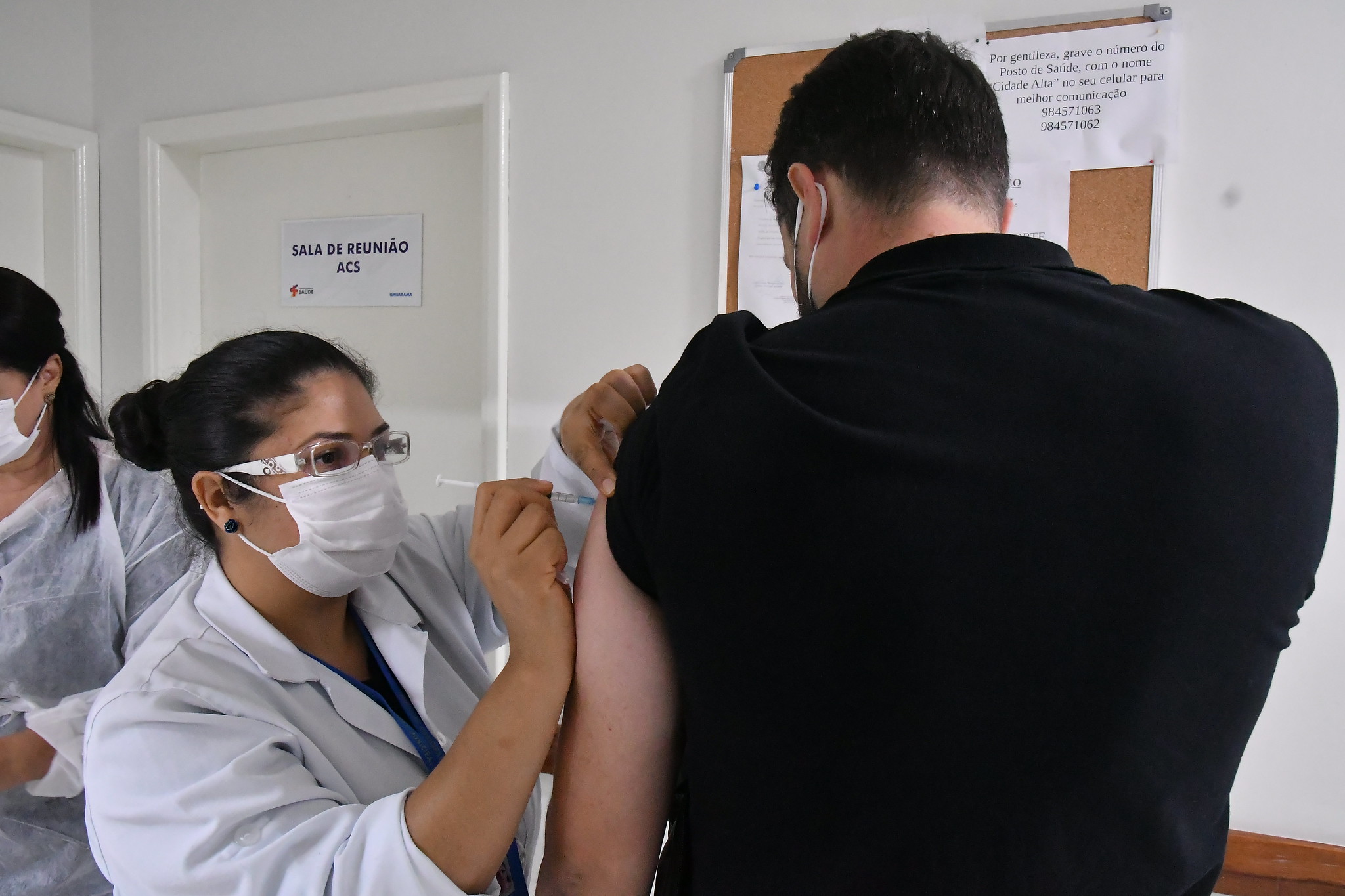 Foto da matéria Secretaria de Saúde terá vacinação contra Covid-19 para vários grupos neste sábado