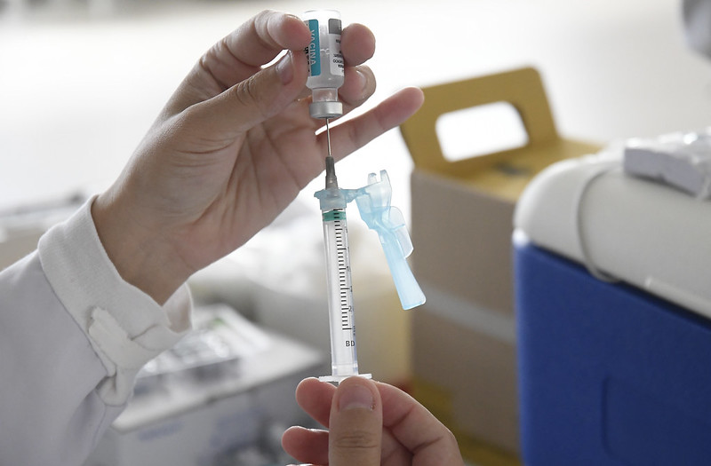 Foto da matéria Semana começa com o anúncio de 34 novos casos de covid