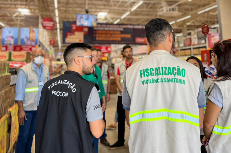 Foto da matéria Vigilância e Procon notificam mercados sobre produtos de origem animal