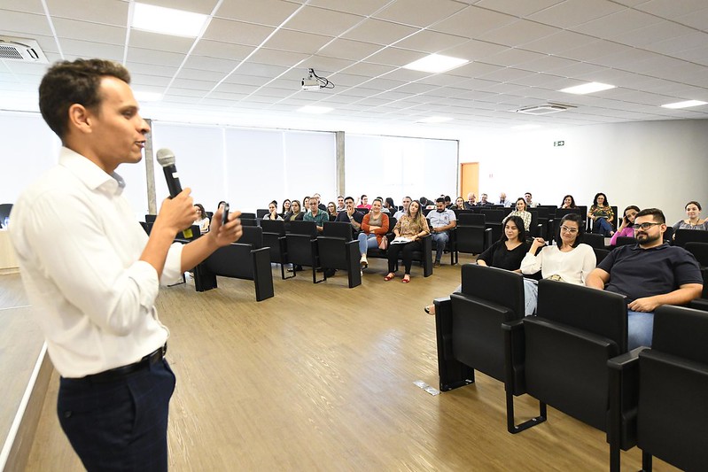 Foto da matéria Umuarama é uma das primeiras cidades do Paraná a treinar servidores sobre nova lei de licitações