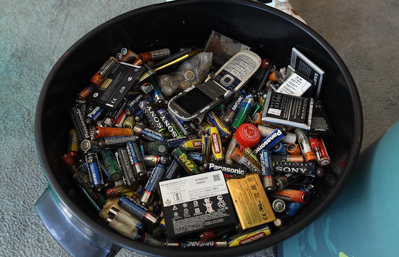 Foto da matéria Secretaria de Meio Ambiente e Sicoob recolheram mais de 300 quilos de pilhas este ano