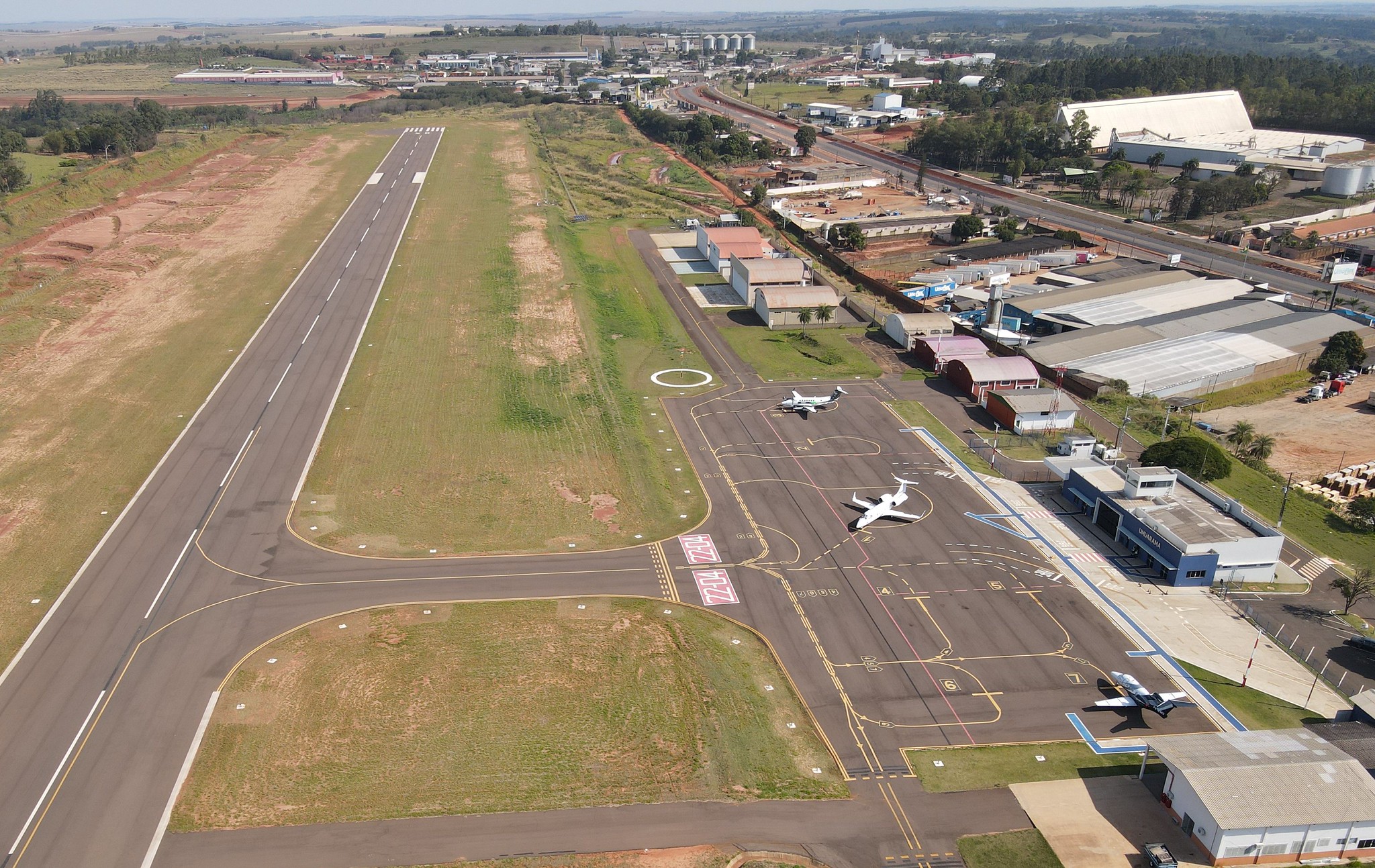 Foto da matéria Aeroporto de Umuarama já pode receber aviões de médio porte como ATR-72