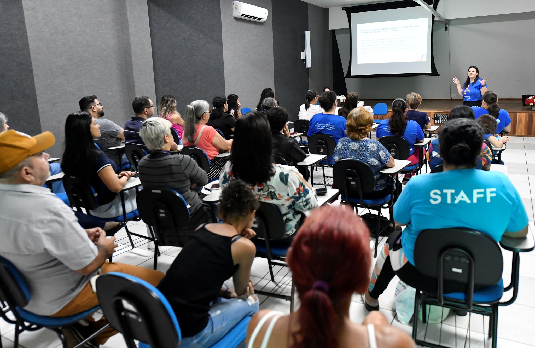 Foto da matéria Roda de conversa esclarece dúvidas e orienta famílias sobre o convívio com pessoas autistas