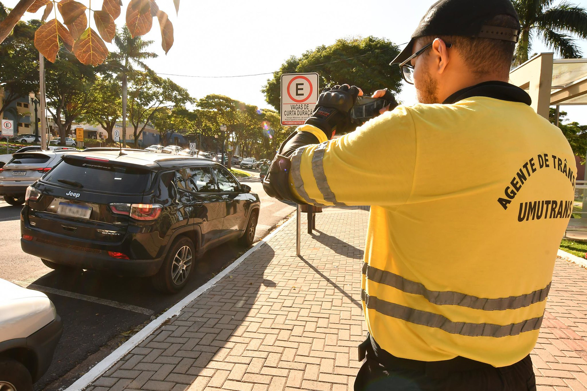 Foto da matéria Agentes de trânsito podem monitorar tempo de uso das vagas de curta duração