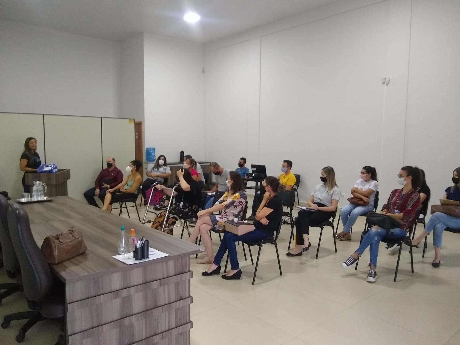 Foto da matéria Técnicos em assistência social passam por treinamento sobre Auxílio Brasil