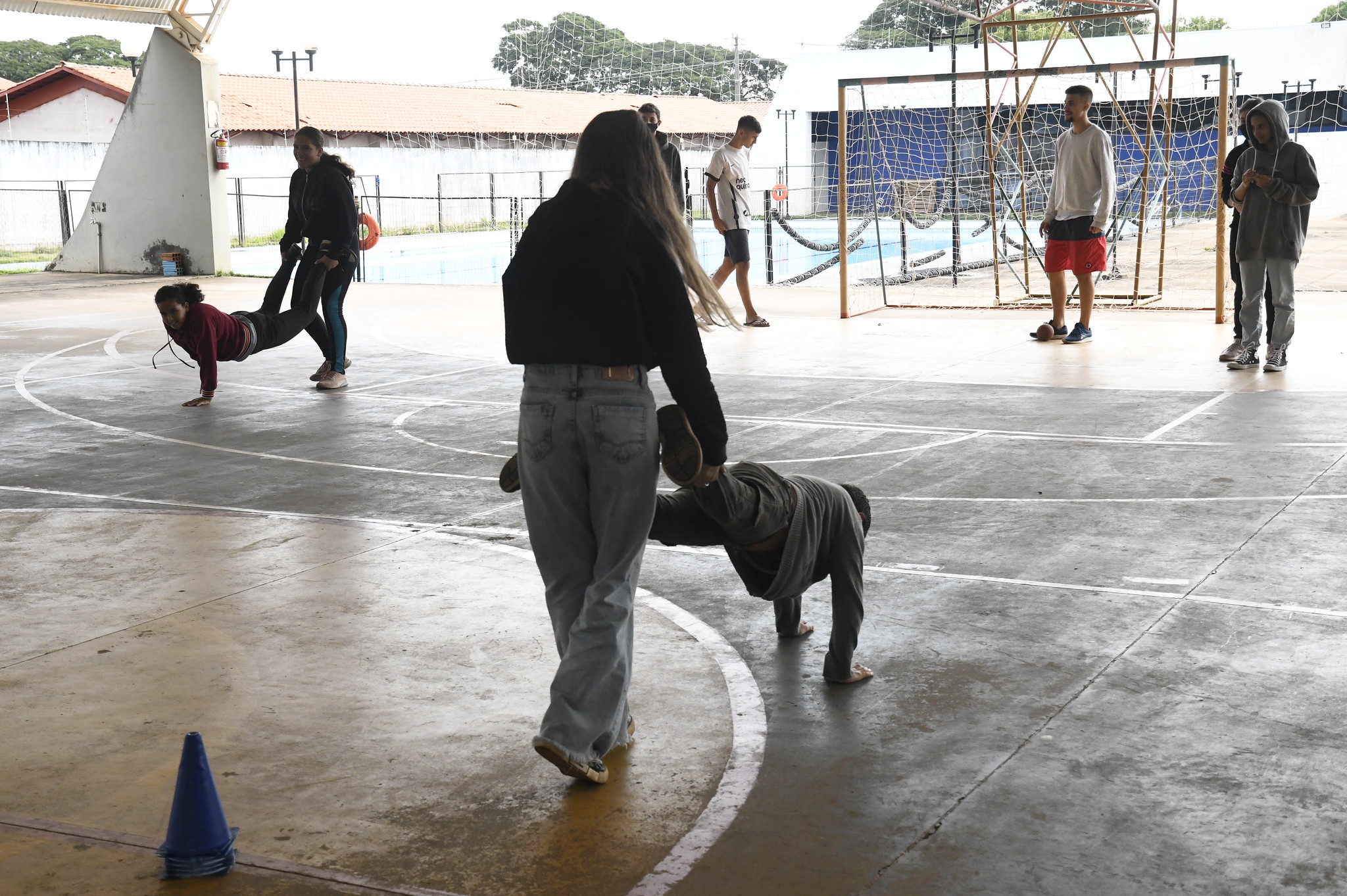 Foto da matéria Gincana movimenta crianças e adolescentes no Centro da Juventude