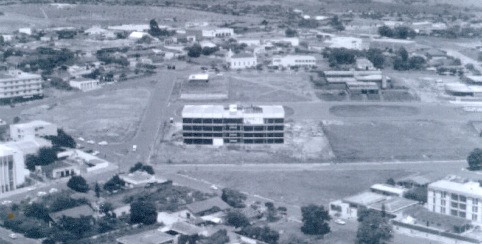 Foto da matéria Há 40 anos era inaugurado o Paço Municipal de Umuarama