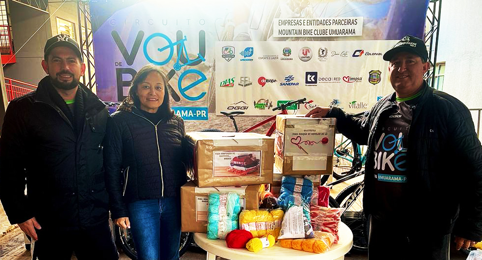 Foto da matéria Em gesto de solidariedade, alunos arrecadam alimentos e lã para assistência social