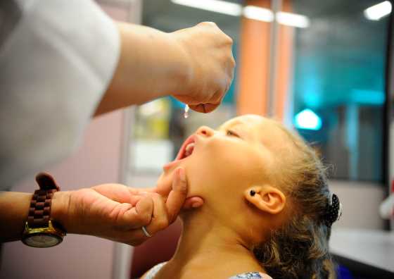 Foto da matéria Falta vacinarmos 1.250 crianças a pólio, diz secretário de Saúde