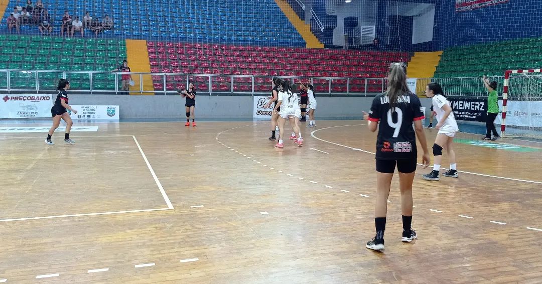 Foto da matéria Paranaense adulto de handebol terá etapa em Umuarama, neste fim de semana