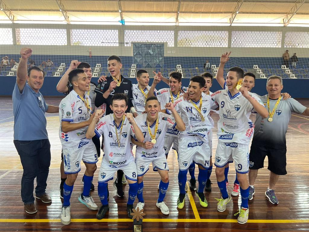 Foto da matéria Duas equipes de Umuarama se classificam para macrorregional dos Jogos da Juventude