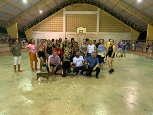 Projeto ‘Move Dance – Ritmos do Brasil’ contempla mais um bairro da cidade com aulas de dança