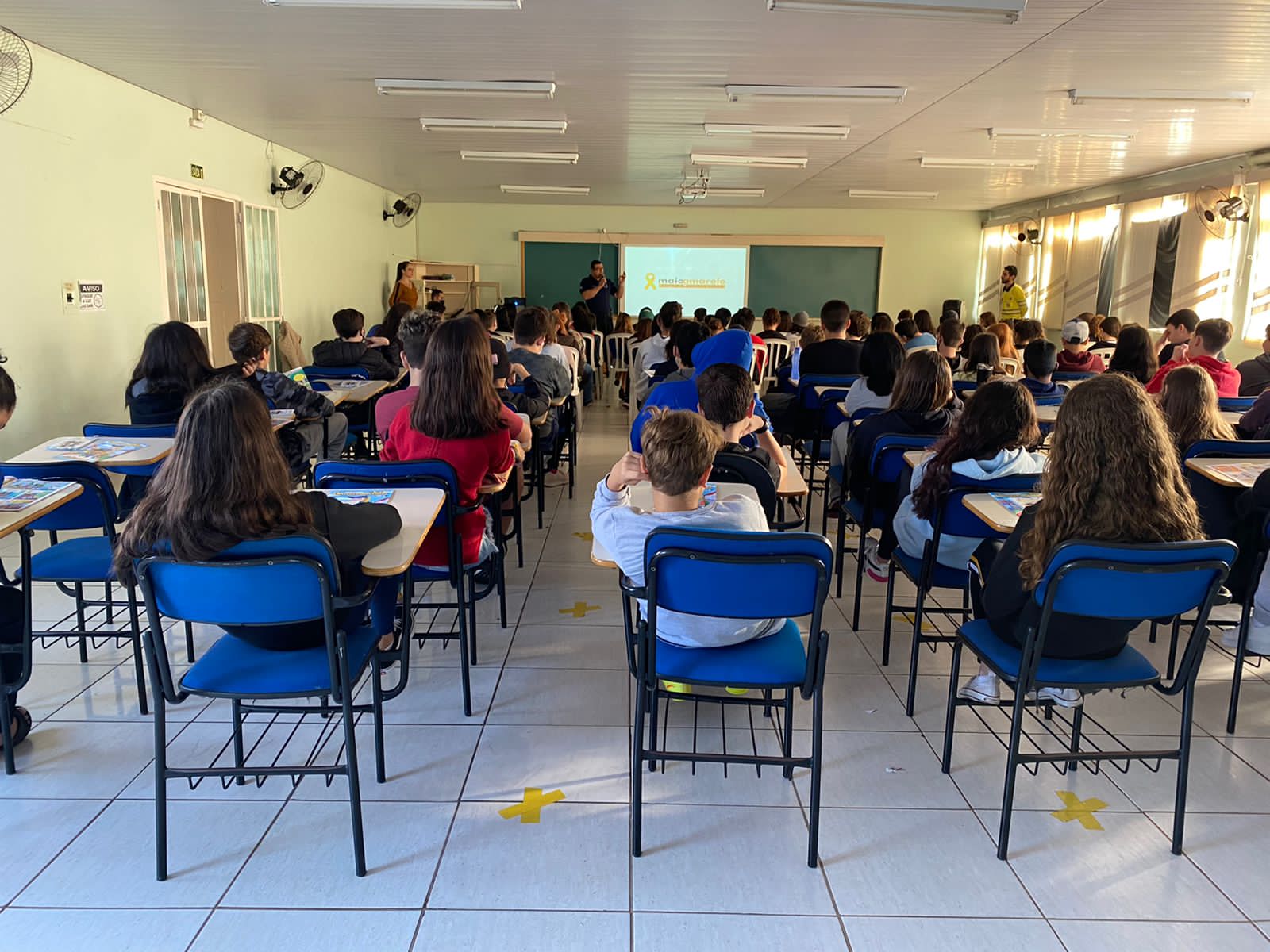 Foto da matéria Palestra sobre segurança no trânsito mobiliza 150 alunos do 5º ao 9º ano do Fundamental