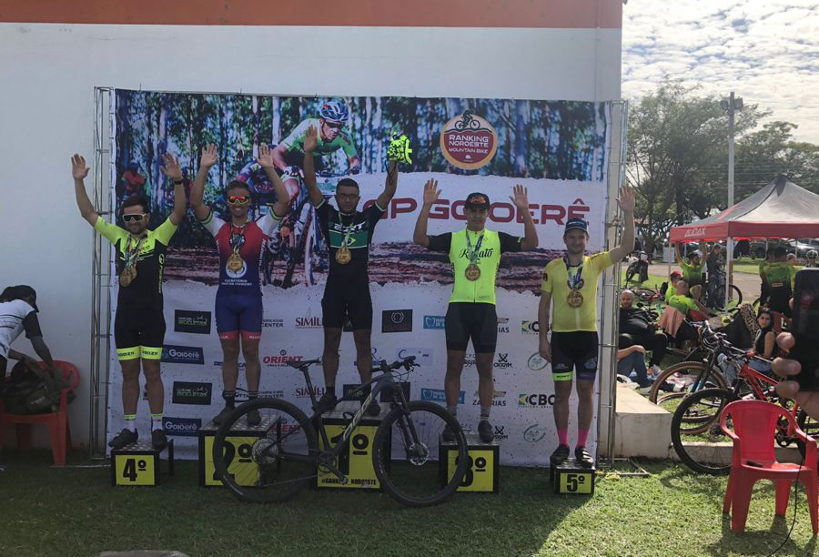 Foto da matéria Com maior equipe na Copa Noroeste de MTB, Umuarama tem três atletas na liderança