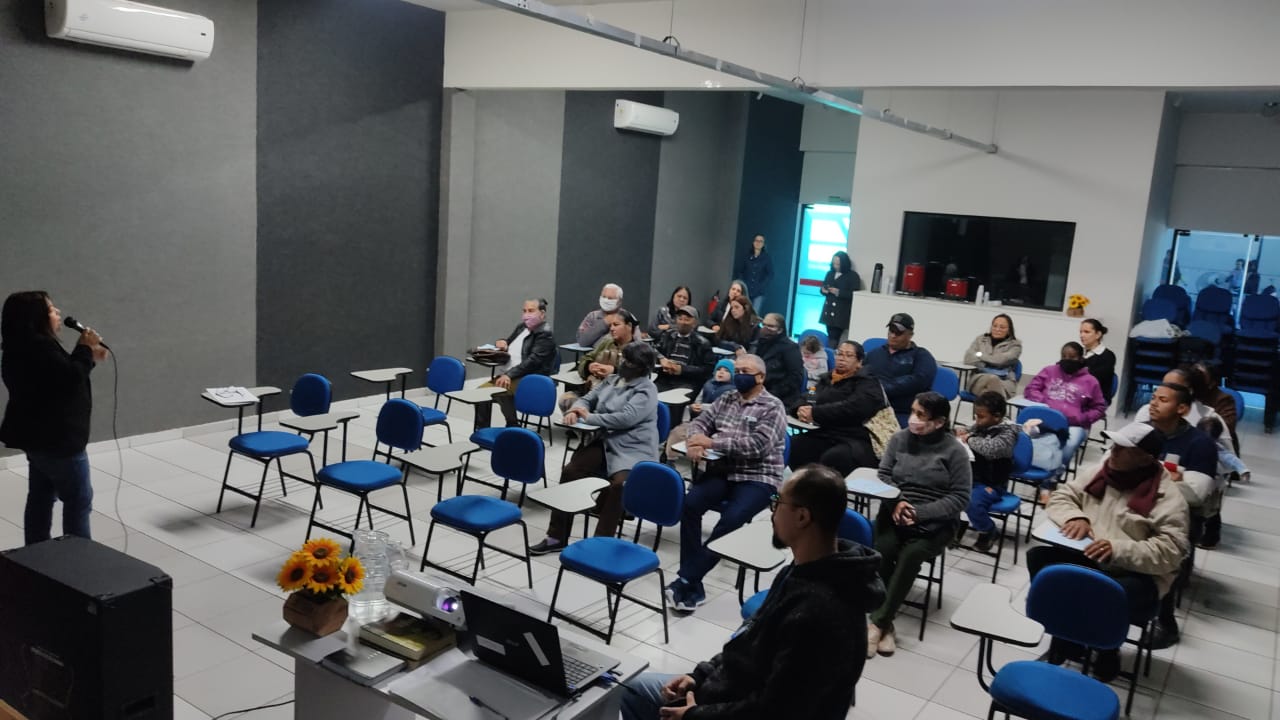 Foto da matéria Palestra promovida pelo Cras I alerta sobre violência contra os idosos