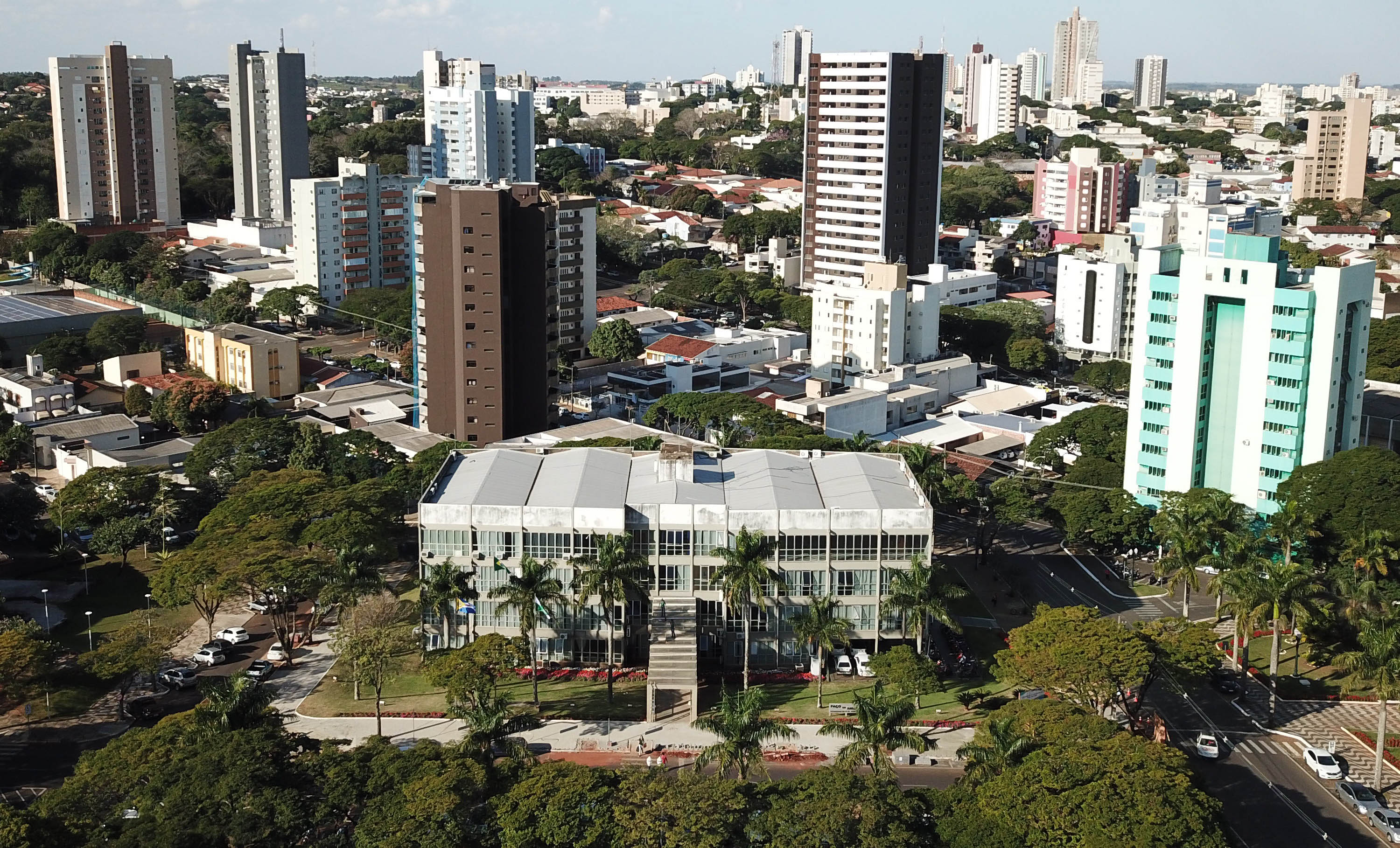 Foto da matéria Serviços essenciais serão mantidos durante ponto facultativo na sexta-feira