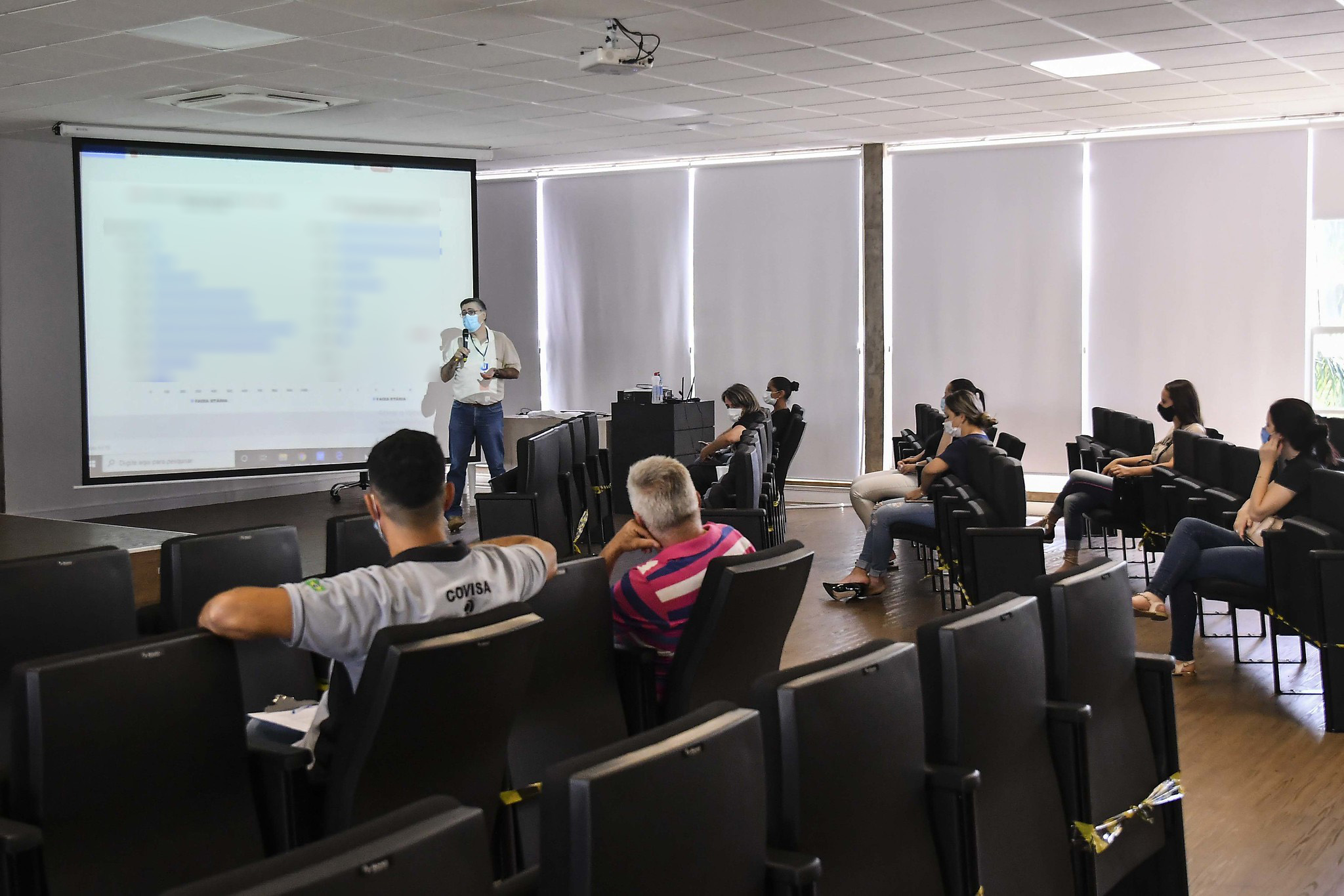 Foto da matéria Comércio poderá abrir até as 22h na segunda, mas deve reforçar medidas