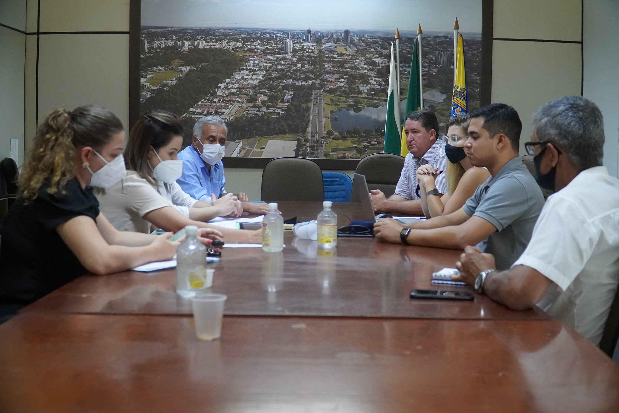 Foto da matéria Prefeitura discute processo licitatório para nova concessão do transporte coletivo urbano