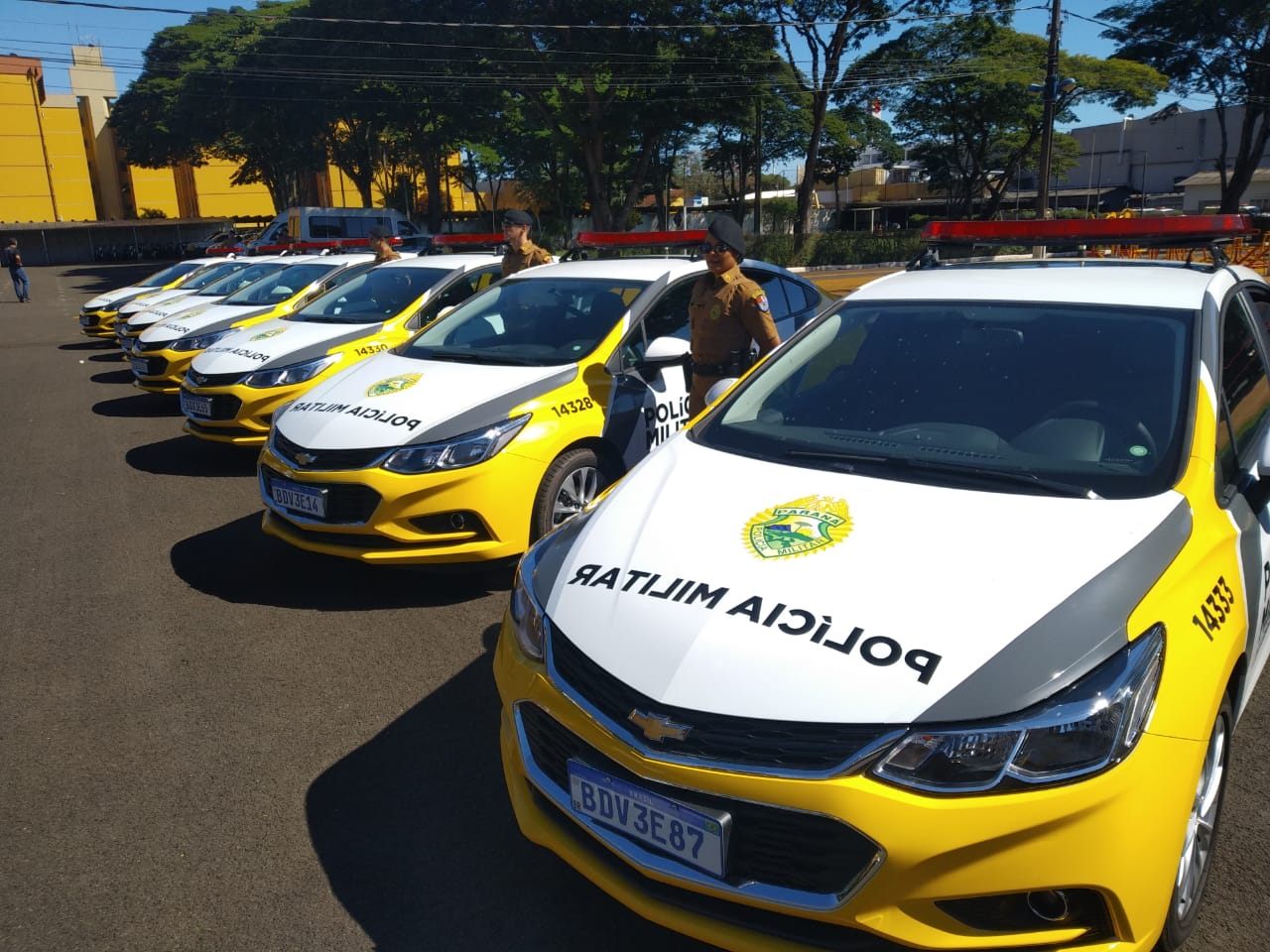 Foto da matéria 25º BPM de Umuarama recebe seis viaturas GM Cruze do governo do Estado
